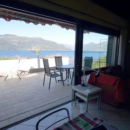 Monte Sole Ii Apartment Porto Valtravaglia